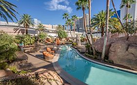 ホテル Mgm グランド  4*